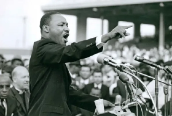 Martin Luther King Jr speaking to a crowd